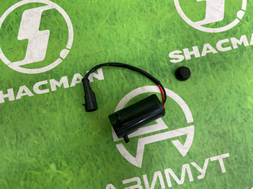 Насос (моторчик) бочка омывателя Shacman X3000/X5000 DZ14251740099(М) Насос (моторчик) бочка омывателя Shacman X3000/X5000 DZ14251740099(М)