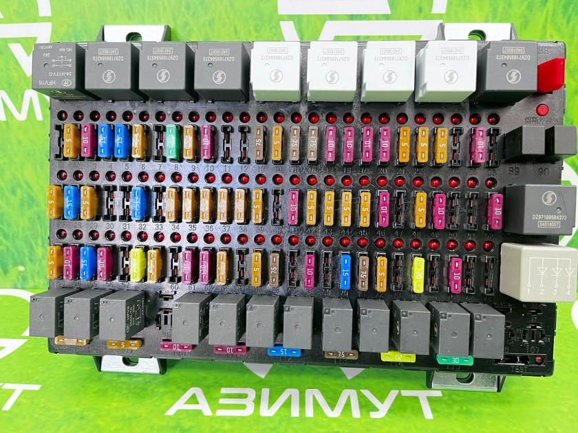 Блок предохранителей в сборе X3000 DZ971895884361 (М) Блок предохранителей в сборе X3000 DZ971895884361 (М)