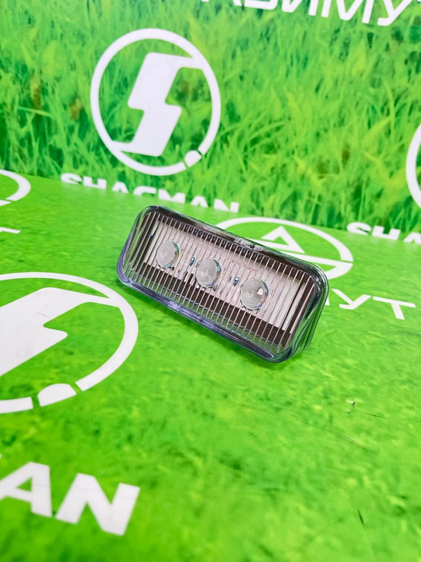 Фонарь на козырек X3000, центральный (белый)(м) Фонарь на козырек X3000, центральный (белый)(м)