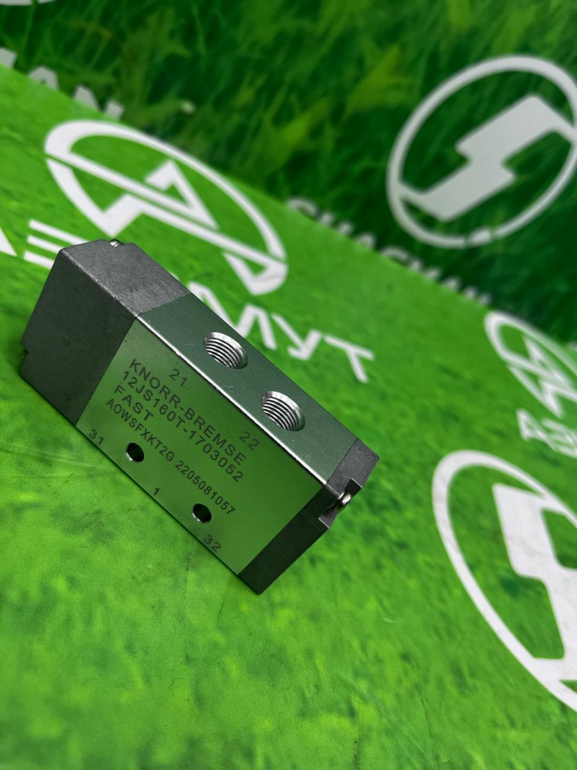 Клапан КПП контрольный 12JS160T-1703052 (шоколадка) (М) Клапан КПП контрольный 12JS160T-1703052 (шоколадка) (М)