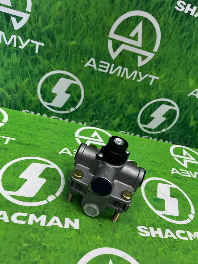 Клапан ускорительный 81.52116.6070 (М) Клапан ускорительный 81.52116.6070 (М)