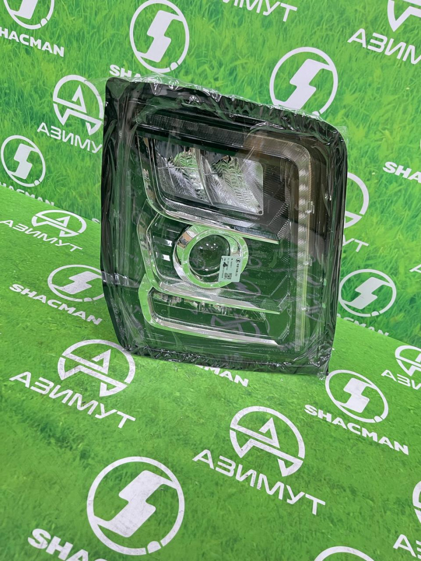 Фара правая X5000 тягач DZ97189723361(м) Фара правая X5000 тягач DZ97189723361(м)