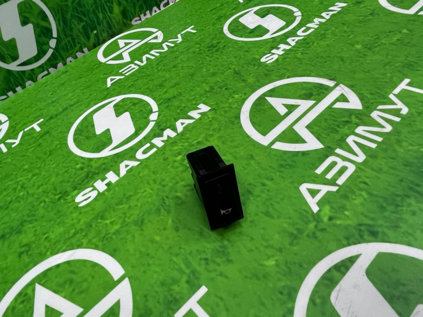 КНОПКА Звукового сигнала SHACMAN F3000 DZ9100586005(М) КНОПКА Звукового сигнала SHACMAN F3000 DZ9100586005(М)