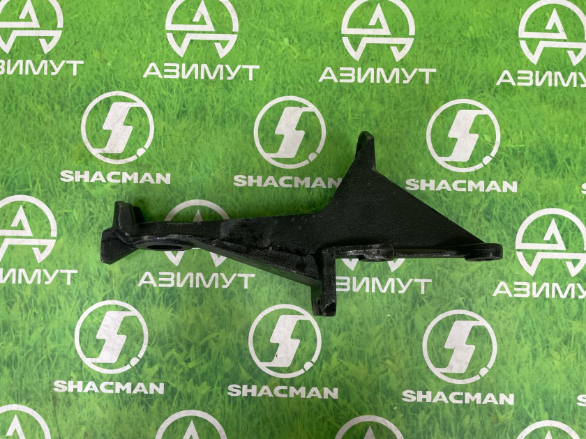 Кронштейн крепления кабины R X3000 DZ14251430159 (М) Кронштейн крепления кабины R X3000 DZ14251430159 (М)