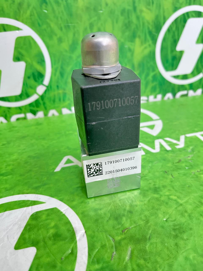 ЭПК 179100710057 Клапан электромагнитный 2-х контактный SHACMAN(м) ЭПК 179100710057 Клапан электромагнитный 2-х контактный SHACMAN(м)