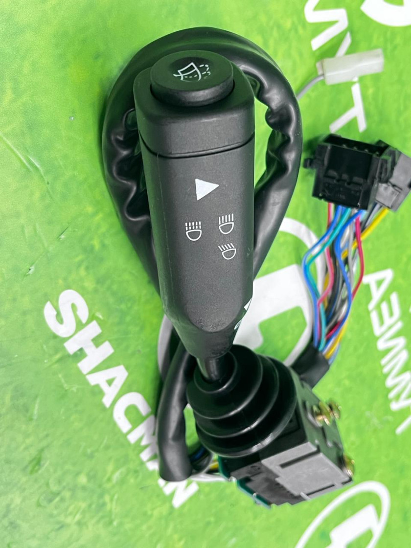 Переключатель подрулевой 81.25509.0124 (М) Переключатель подрулевой 81.25509.0124 (М)